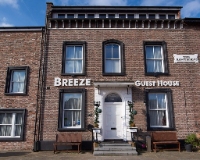 Business Listing Breeze Guest House in Liverpool England